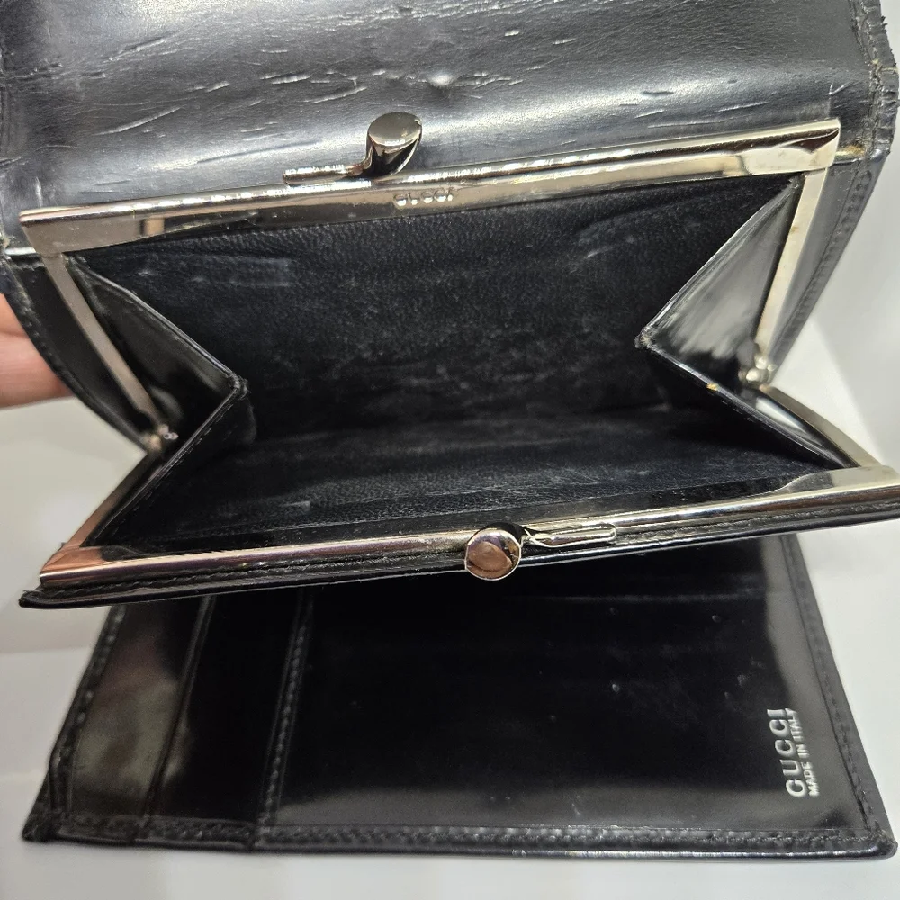 Gucci Patent Leather wallet - Picture 7 of 9